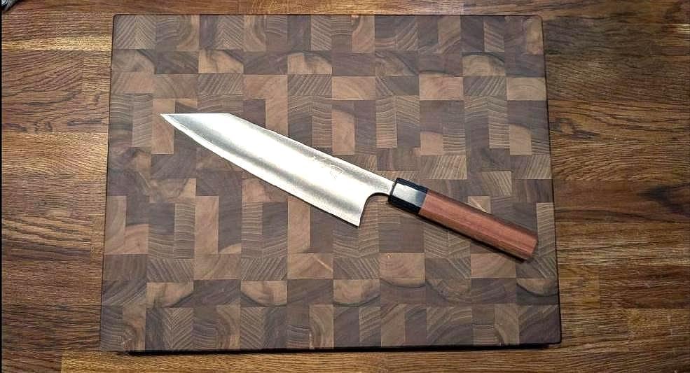 Handmade Reversible Walnut End Grain Cutting Board - The Best Solution For Your Knives