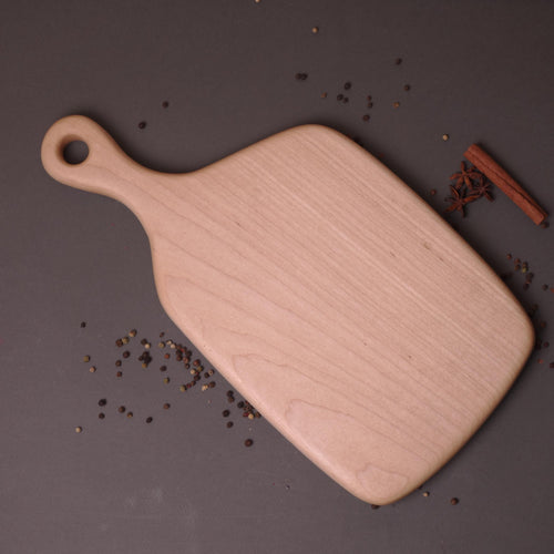 Handcrafted Maple Wood Cutting Board - Perfect Gift for Mother