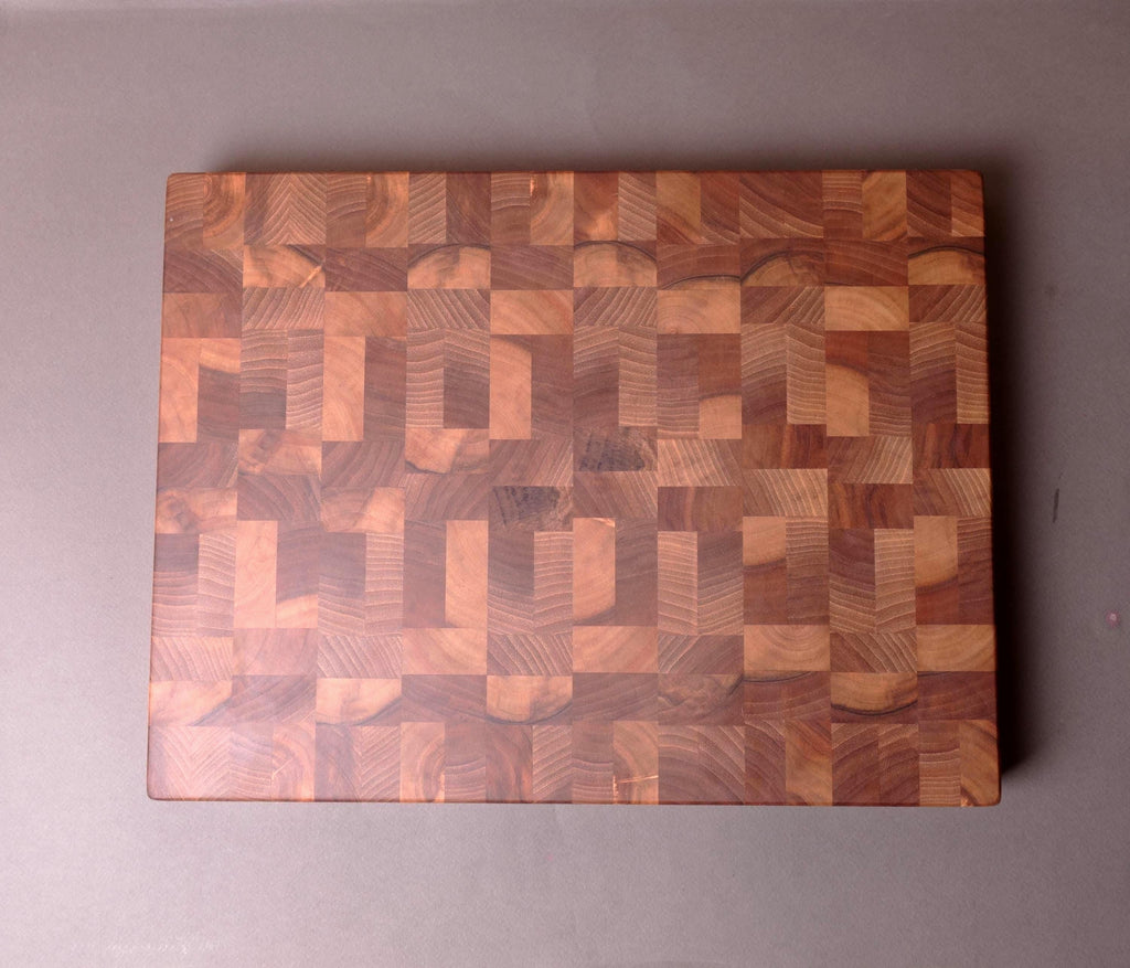 Handmade Reversible Walnut End Grain Cutting Board - The Best Solution For Your Knives